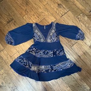 FREE PEOPLE. Mini-dress. Size : Small